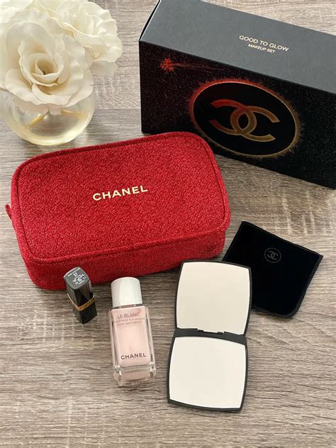 chanel cosmetics set|chanel gift set with pouch.